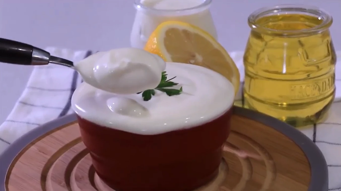 طعم غني وملمس ناعم.. طريقة عمل مايونيز المطاعم بتميز