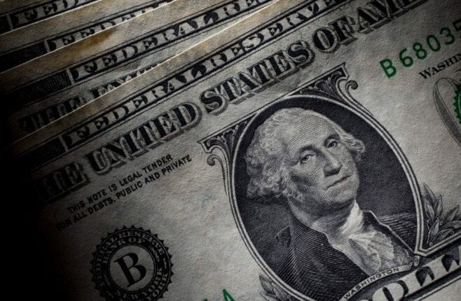 أسعار متجددة اليوم.. الدولار مقابل الجنيه في ارتفاع مستمر