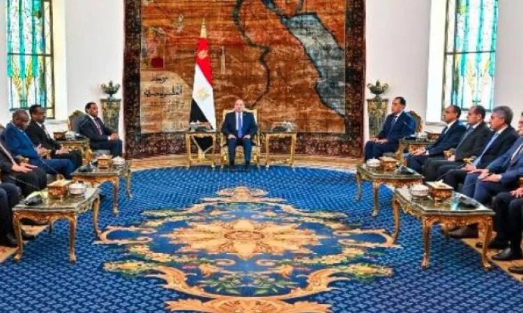 الرئيس السيسي يؤكد دعمه الكامل لتحقيق الأمن والاستقرار في السودان