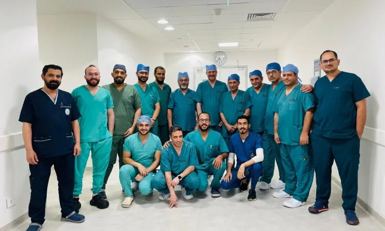 الرعاية الصحية تنجح في إجراء 11 عملية جراحية لاستئصال أورام دماغية معقدة