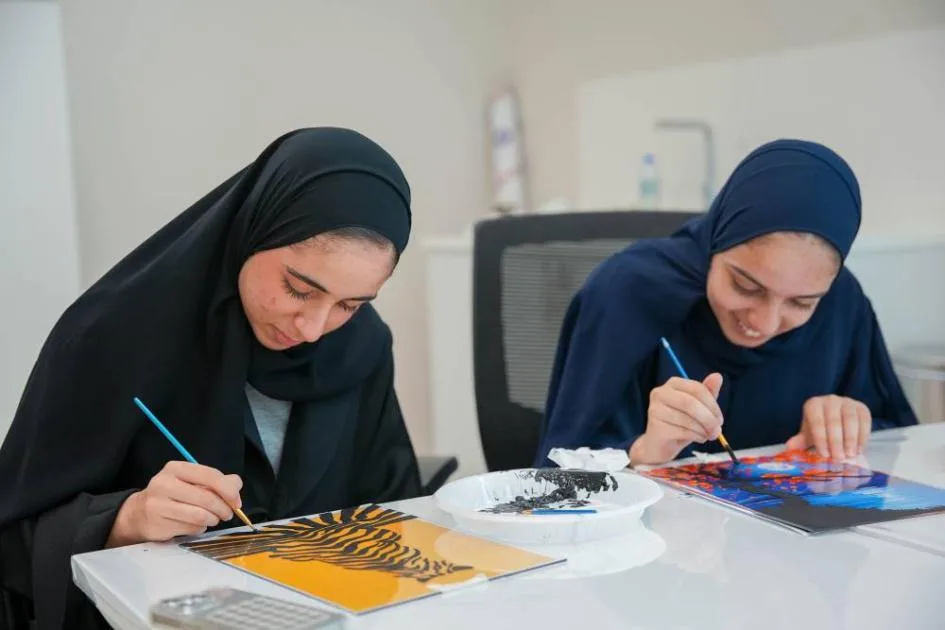 تجارب تفاعلية تعزز خيال فتيات «سجايا»