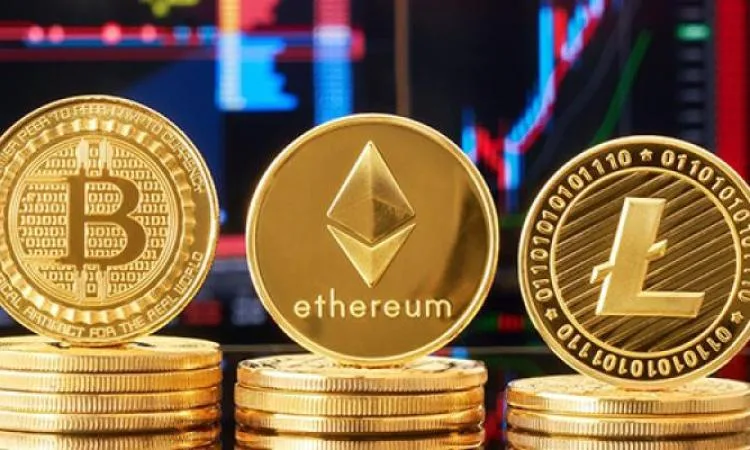 تغيرات في سوق العملات الرقمية مع ارتفاع الدولار وانخفاض قيمة الين الياباني