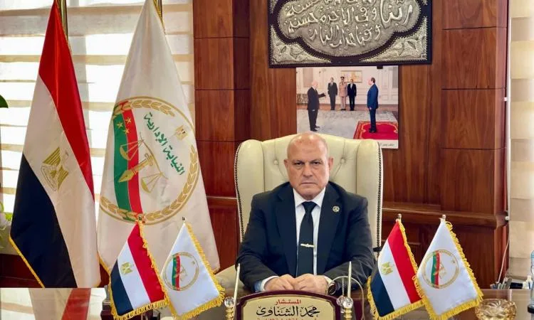 رئيس النيابة الإدارية يواصل رصد تطورات العملية الانتخابية في انتخابات “مجلس الشيوخ”