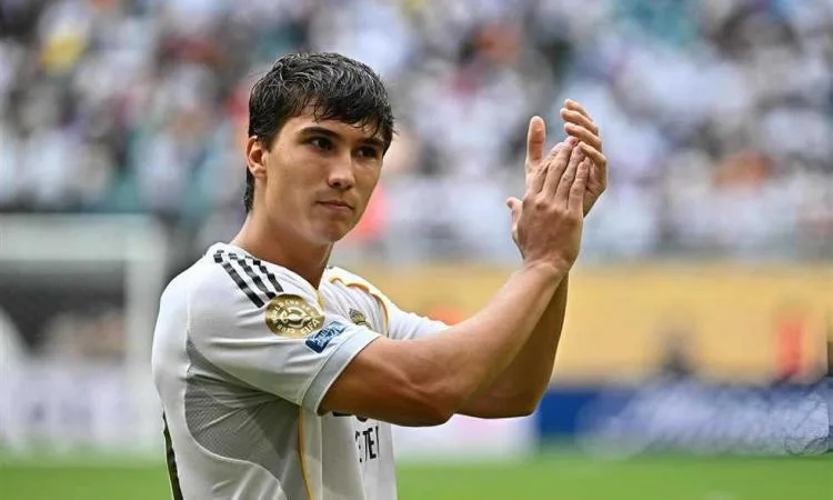 ريال مدريد يمدد عقد جونزالو جارسيا حتى 2030: خطوة استراتيجية تعزز الفريق