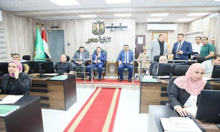 سير عملية فتح اللجان الانتخابية بشكل منتظم في جميع المراكز والمدن والقرى.