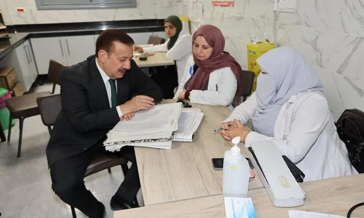 محافظ المنوفية يُحوّل 32 موظفًا من مستشفيات بركة السبع ومليج إلى التحقيق