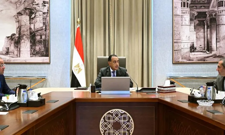 مدبولي يستعرض مشاريع واستثمارات شركة التنمية العمرانية للعاصمة الإدارية