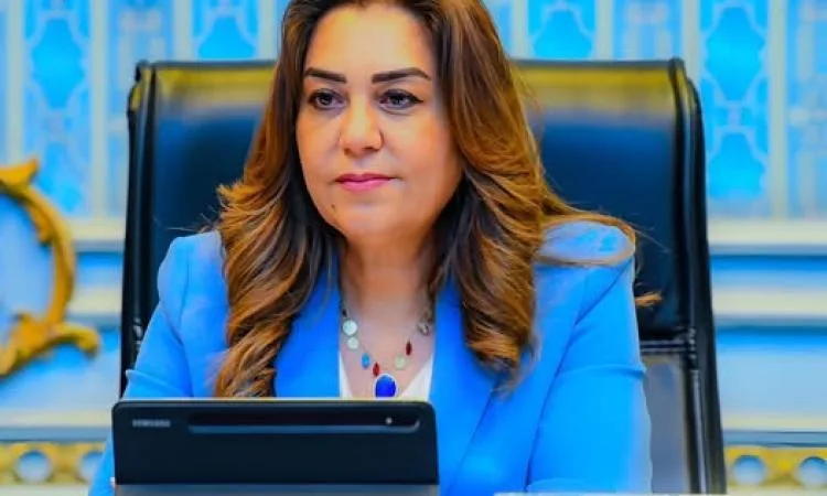 منال عوض تقدم تقريرًا حول نتائج أعمال قطاع التفتيش والمتابعة في يوليو